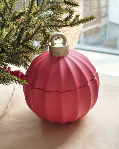 Świeca Świąteczna Bombka 180g  - Marzipan & Wine