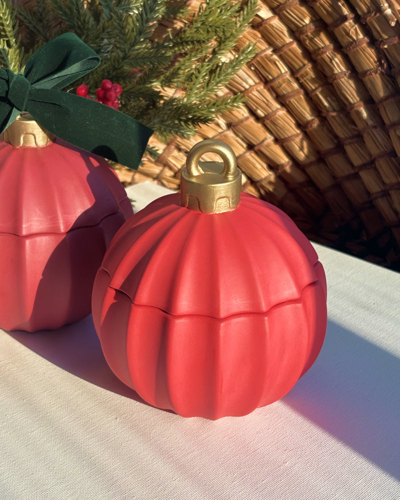 Świeca Świąteczna Bombka 180g  - Marzipan & Wine