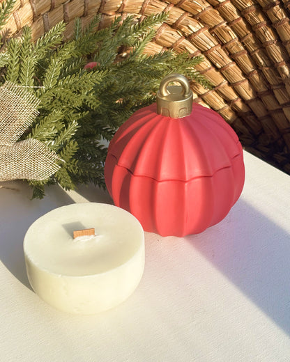 Świeca Świąteczna Bombka 180g  - Marzipan & Wine